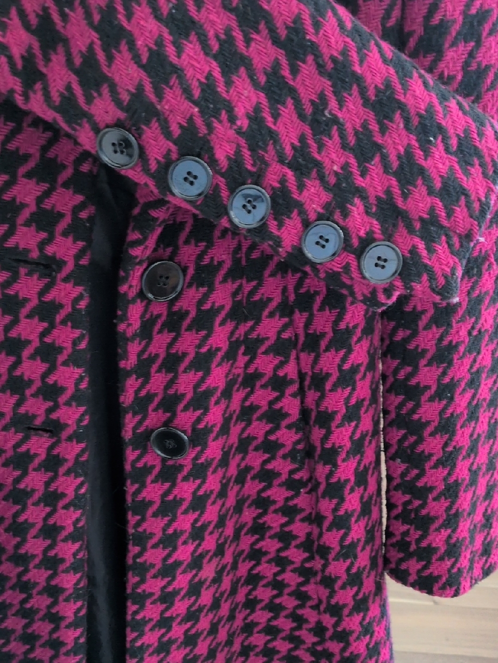 Women's Houndstooth Long Coat in Magenta and Black - Express Circa 2008- XS